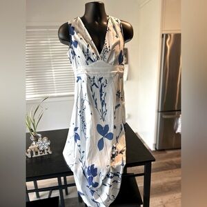 Very cute lightweight summer dress size S